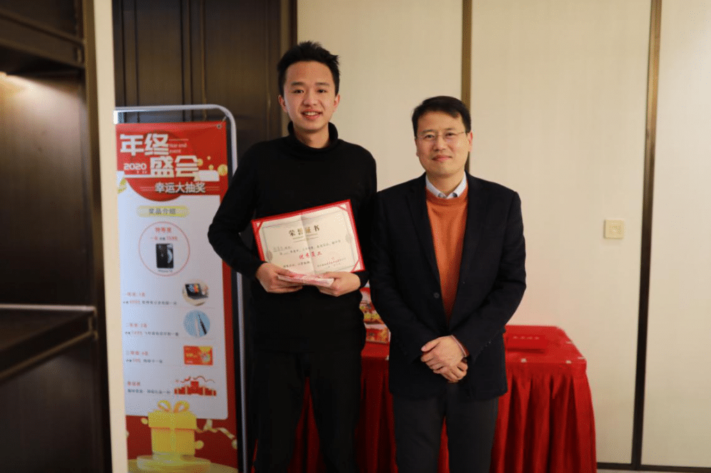 优秀员工:黎肇康